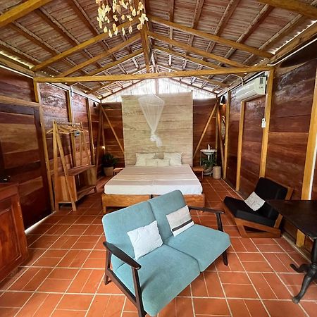 Готель Roca Maria Helena-Principe Santo Antonio Екстер'єр фото
